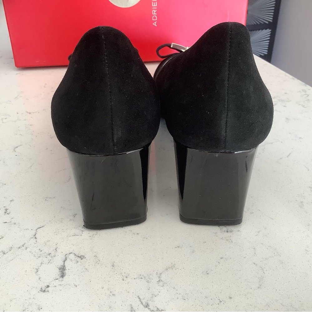 Adrienne Vittadini black suede pumps block heel shoes size 9.5 party court shoes - Picture 3 of 7